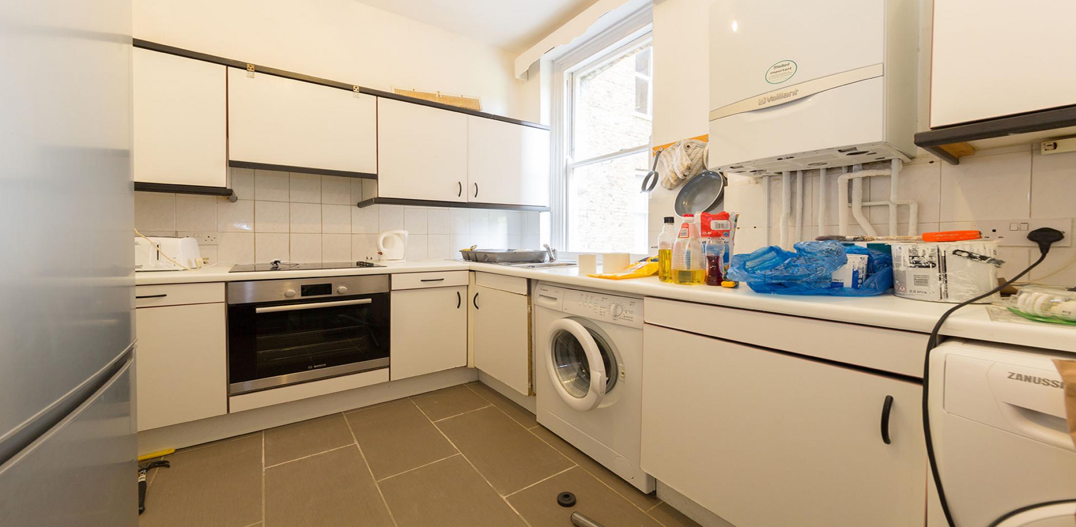 Large three bedroom apartment within beautiful mansion building  Wymering Road, MAIDA VALE